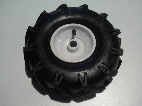 Lumag Maschinen Ersatzteil Rad links f. KM600