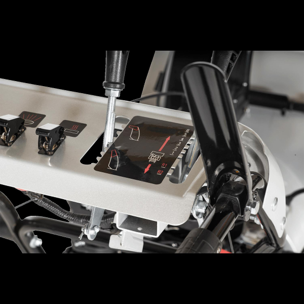 Lumag Maschinen Schneefräse mit Radantrieb SFR 65N